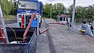 Aus den Pufferbecken können Tankfahrzeuge der Feuerwehr befüllt werden. Quelle: THW/ Moritz Wagner