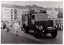 Die THW-Helfer präsentierten ihre Fahrzeuge beim Festumzug, hier ein Gerätewagen. Quelle: THW/ Neukölln